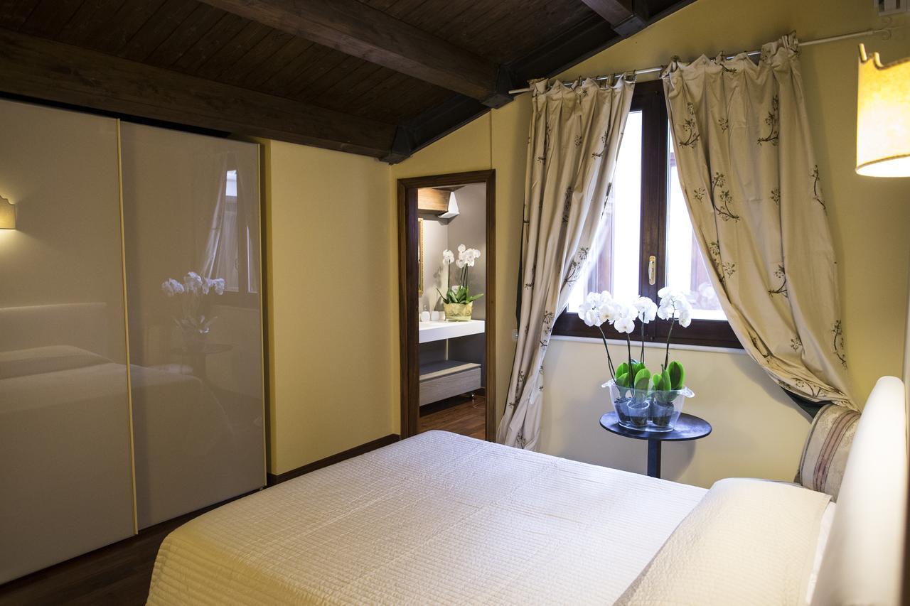 B&B Charme Celestino V° L'Aquila Exterior photo