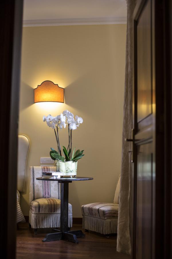 B&B Charme Celestino V° L'Aquila Exterior photo